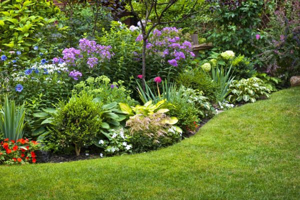 Flower Bed Service in Post Falls