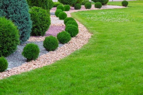 Edging Stones Installation in Post Falls
